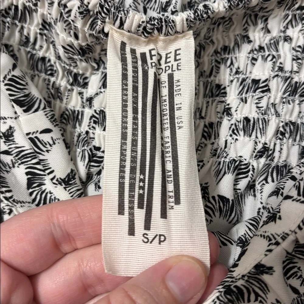 Free People Black And White Zebra Cropped Off The Shoulder Top S 100% Rayon